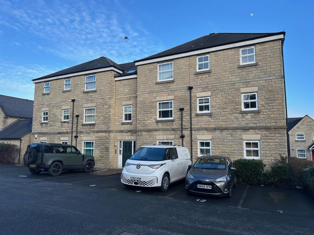 2 bed Apartment for rent in Halifax. From Peter David Properties - Halifax 2 bed Apartment for rent in Halifax. From Peter David Properties - Halifax
