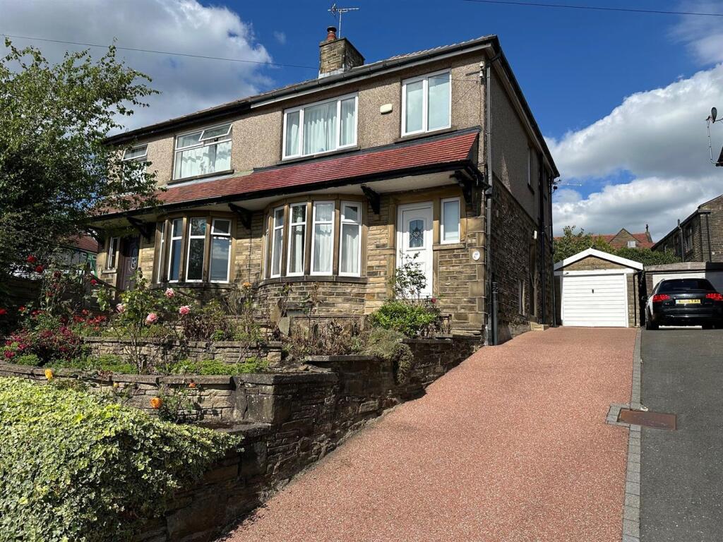 3 bed Semi Detached for rent in Warley Town. From Peter David Properties - Halifax