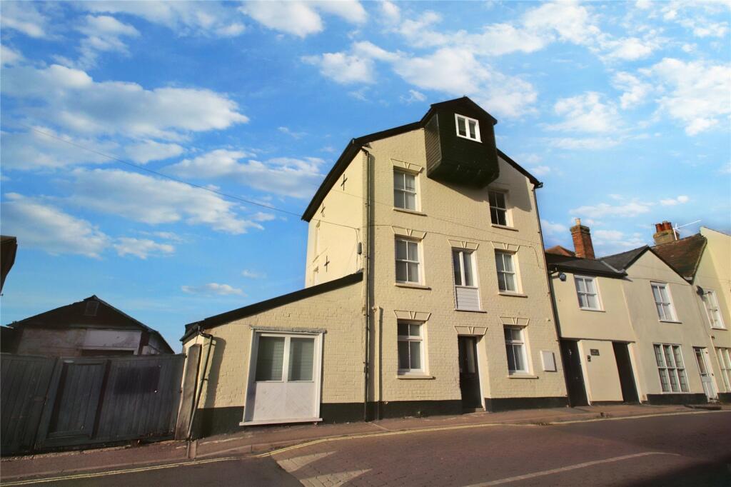 3 bed End of Terrace for rent in Sudbury. From Percival & Company - Earls Colne 3 bed End of Terrace for rent in Sudbury. From Percival & Company - Earls Colne