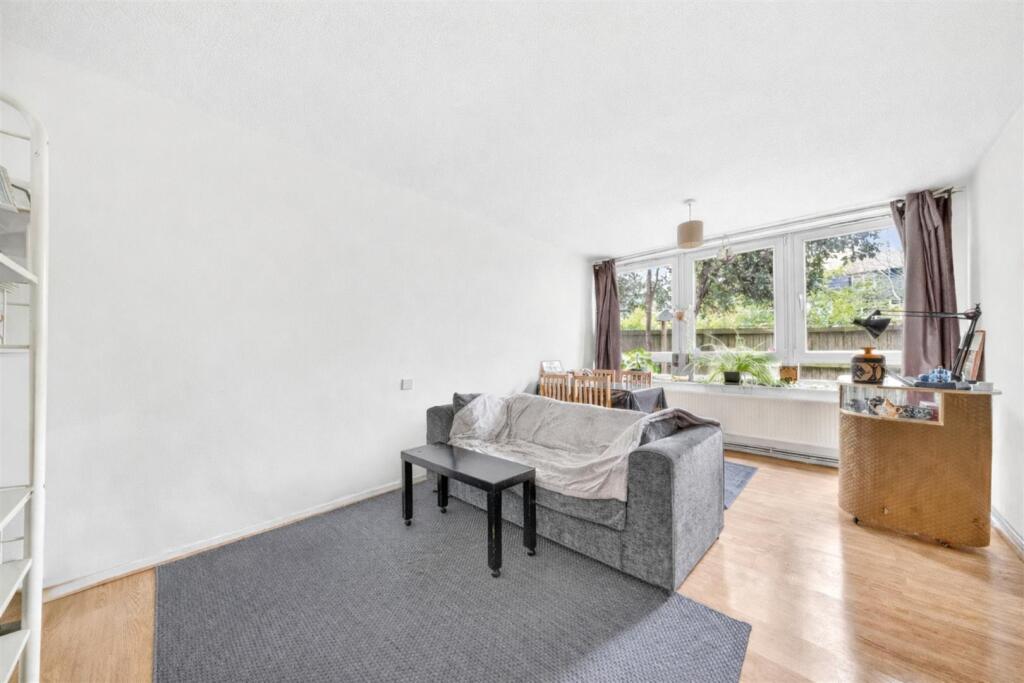 1 bed 1st Floor Flat for rent in Tottenham. From Philip Alexander - N8