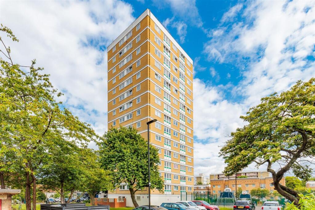 2 bed Apartment for rent in Wood Green. From Philip Alexander - N8