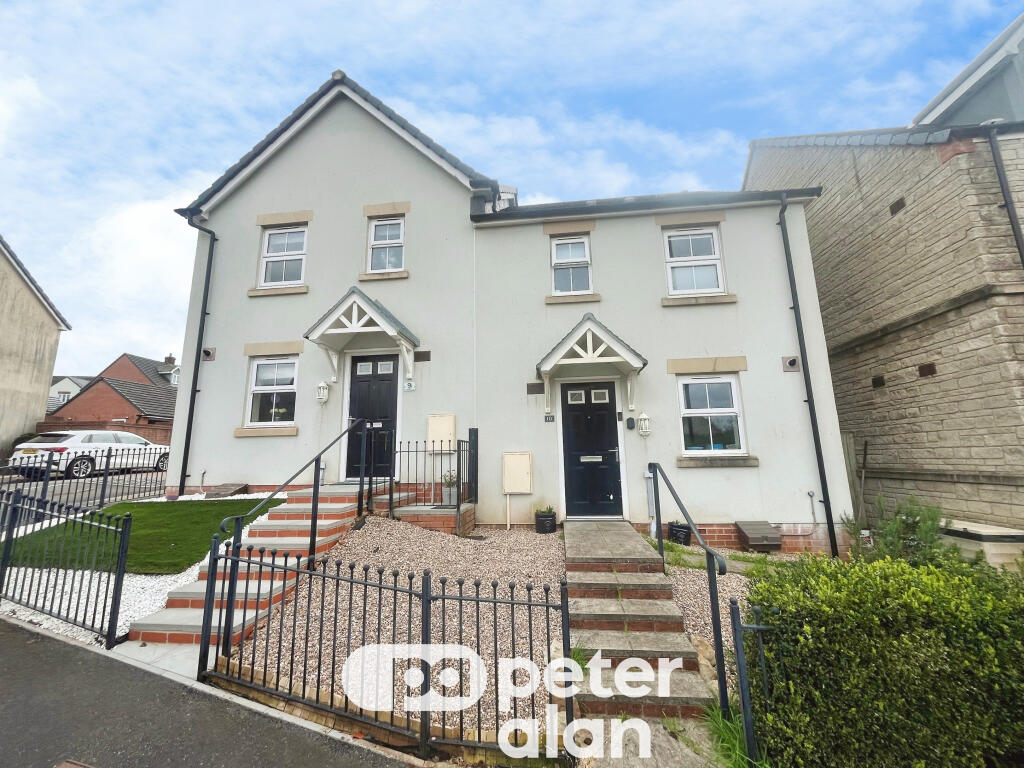 3 bed Detached for rent in Heol-y-Cyw. From Peter Alan - Bridgend