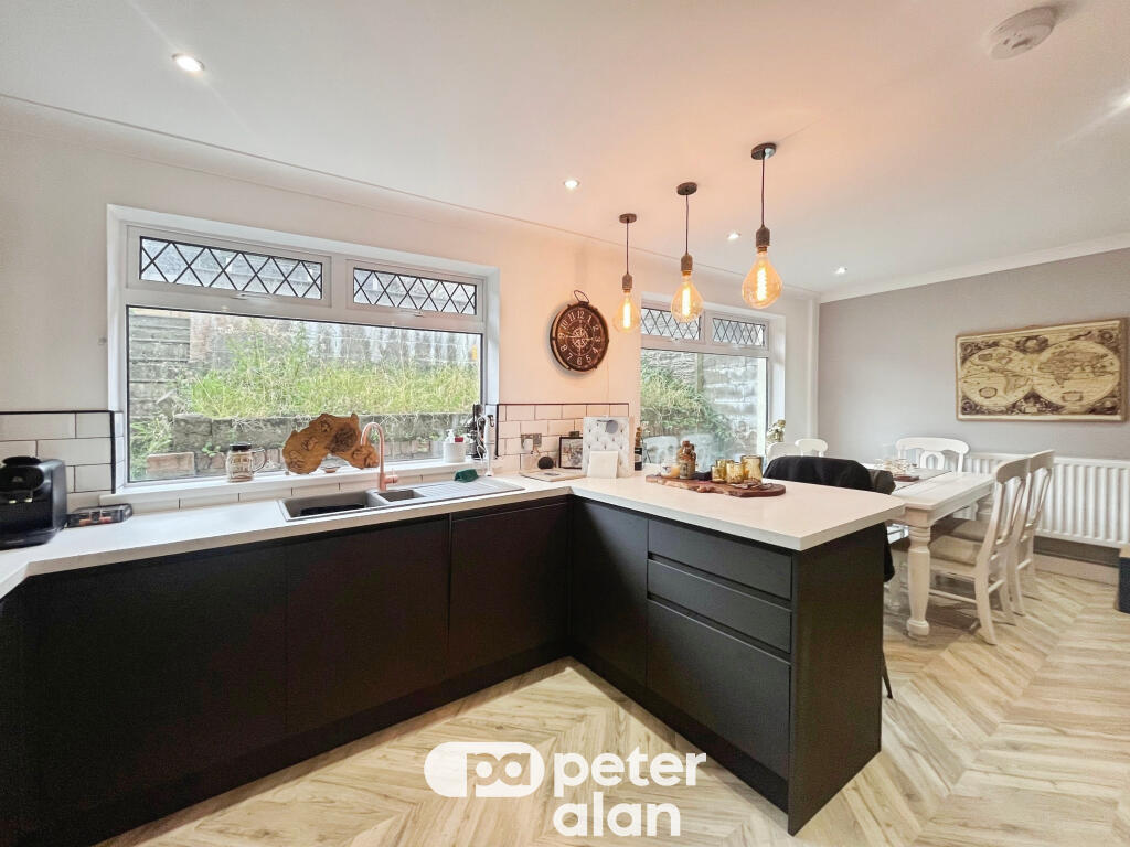 3 bed Detached for rent in Llangeinor. From Peter Alan - Bridgend
