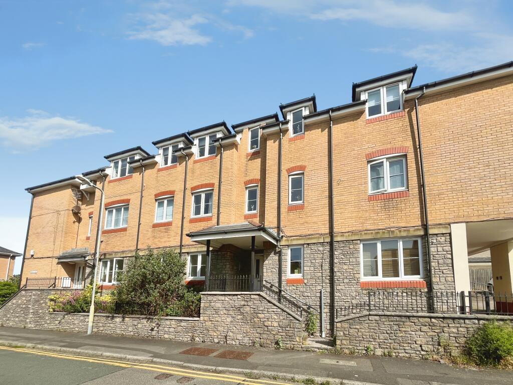 2 bed 1st Floor Flat for rent in Bridgend. From Peter Alan - Bridgend