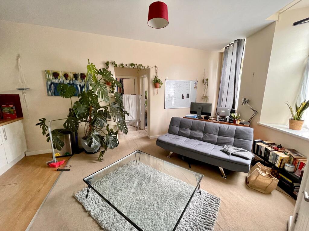 2 bed 1st Floor Flat for rent in St Fagans. From Peter Alan - Canton 2 bed 1st Floor Flat for rent in St Fagans. From Peter Alan - Canton