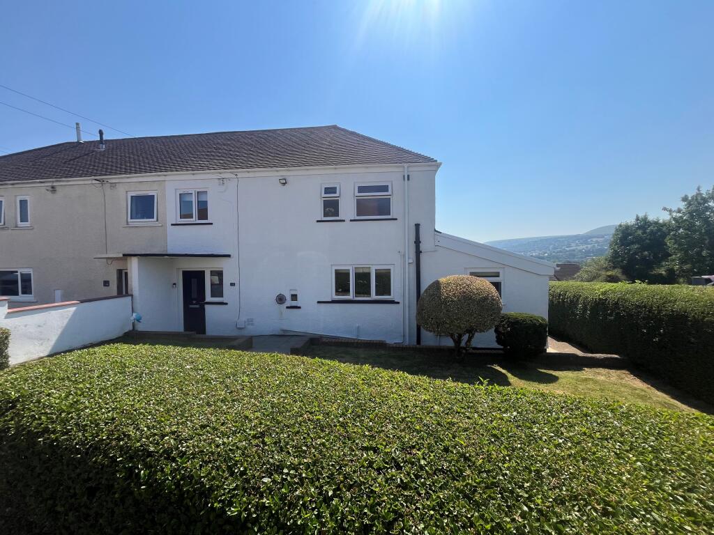 3 bed Detached for rent in Pontypool. From Peter Alan - Cwmbran 3 bed Detached for rent in Pontypool. From Peter Alan - Cwmbran