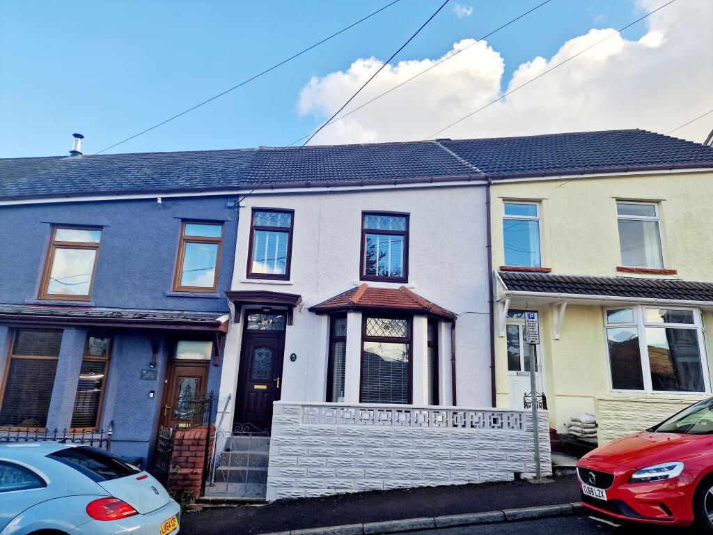 3 bed Mid Terraced House for rent in Cymmer. From Peter Alan - Maesteg