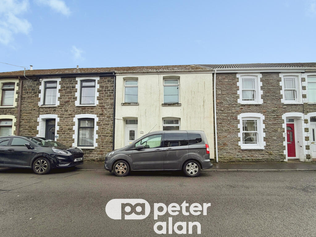 3 bed Mid Terraced House for rent in Cymmer. From Peter Alan - Maesteg