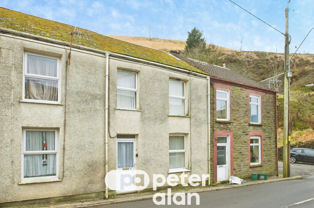 3 bed Mid Terraced House for rent in Abergwynfi. From Peter Alan - Maesteg