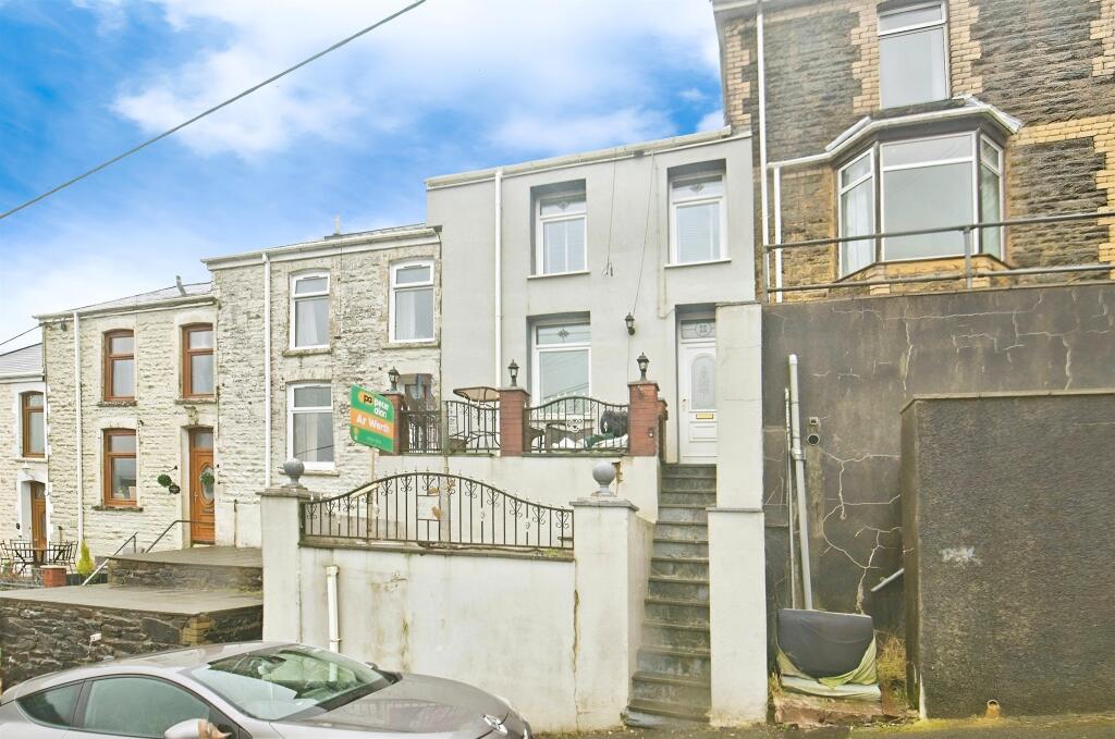 3 bed Mid Terraced House for rent in Blaengwynfi. From Peter Alan - Maesteg
