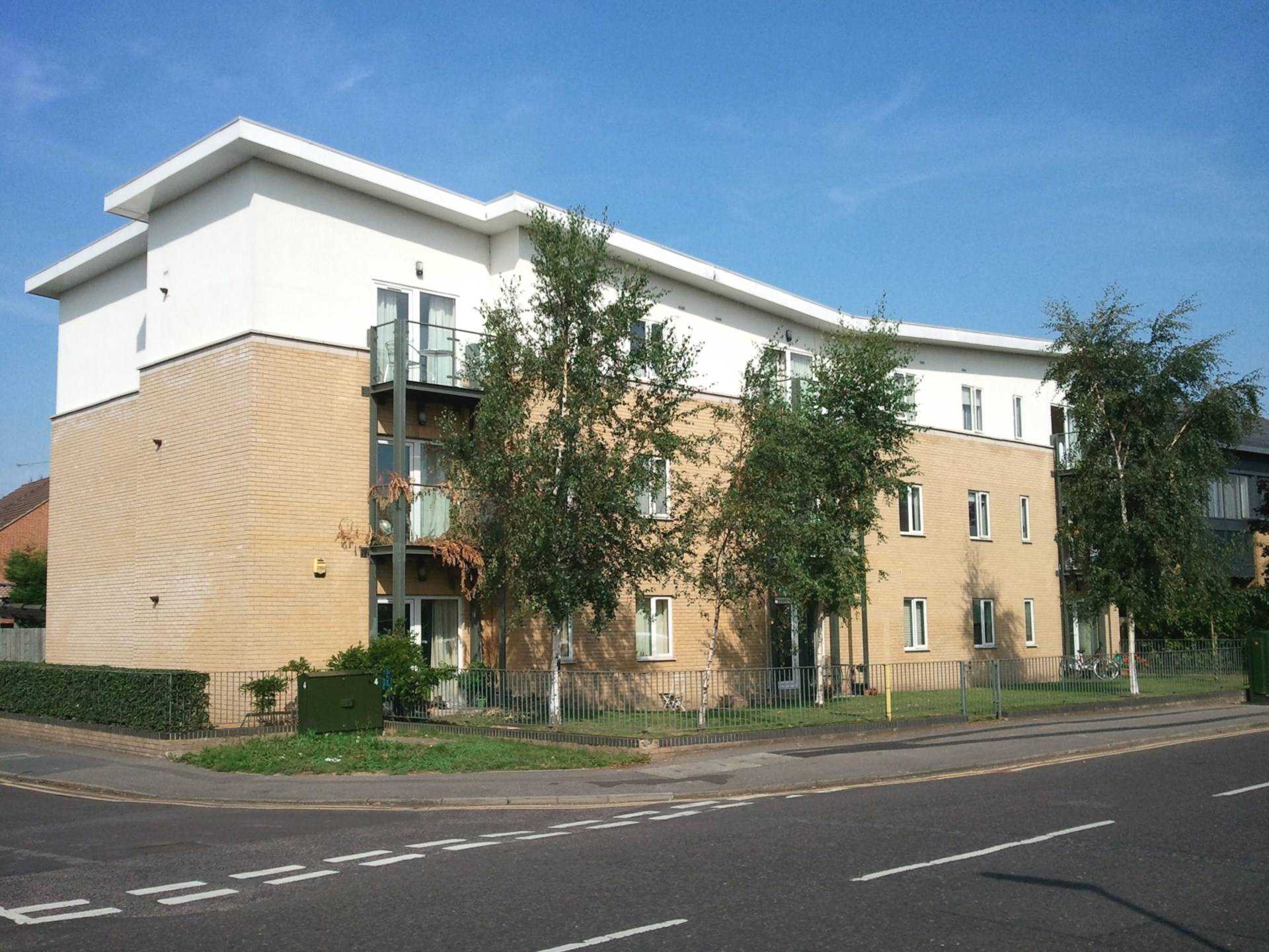 1 bed Apartment for rent in Addlestone. From Premier Lettings
