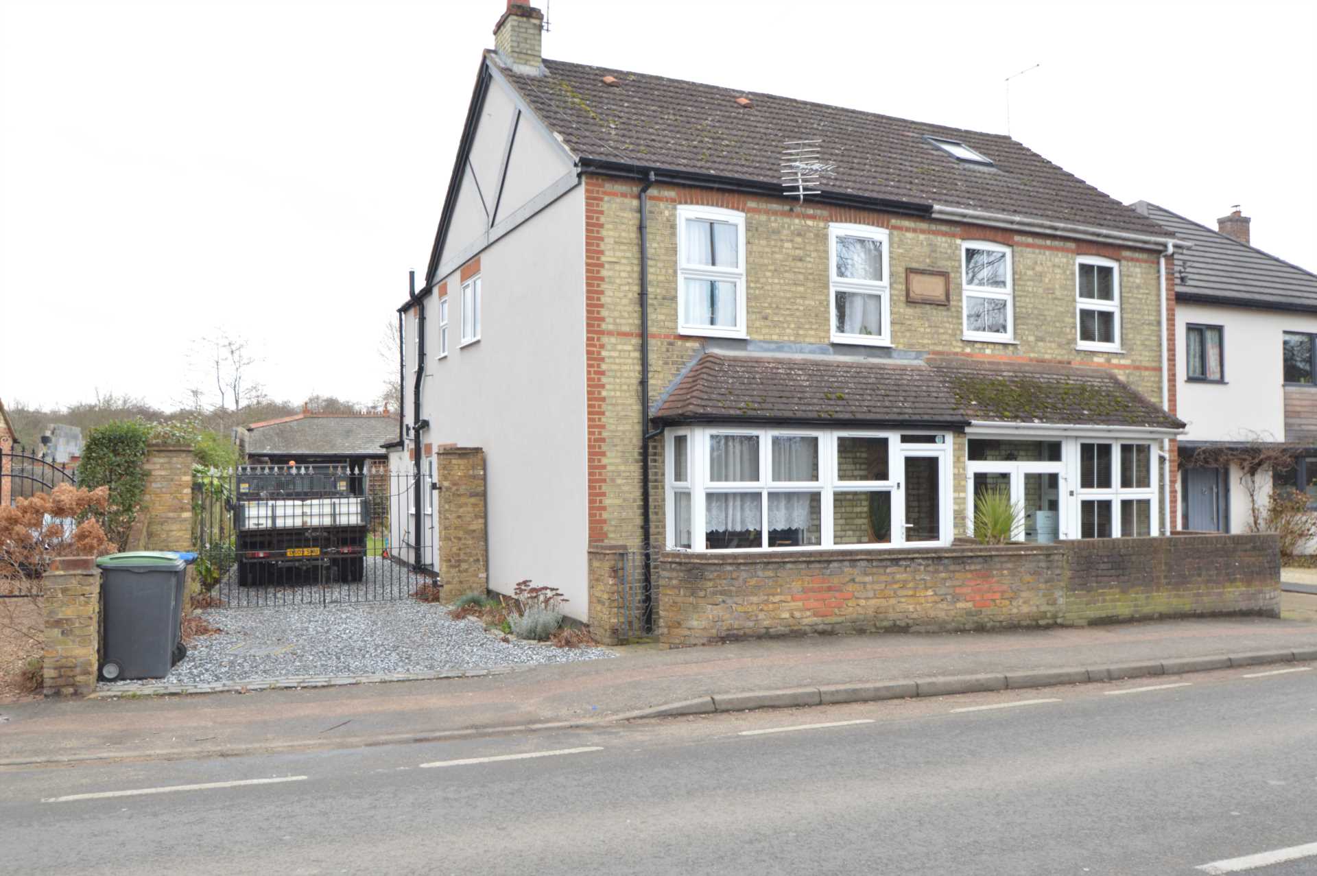 0 bed House Share for rent in Addlestone. From Premier Lettings