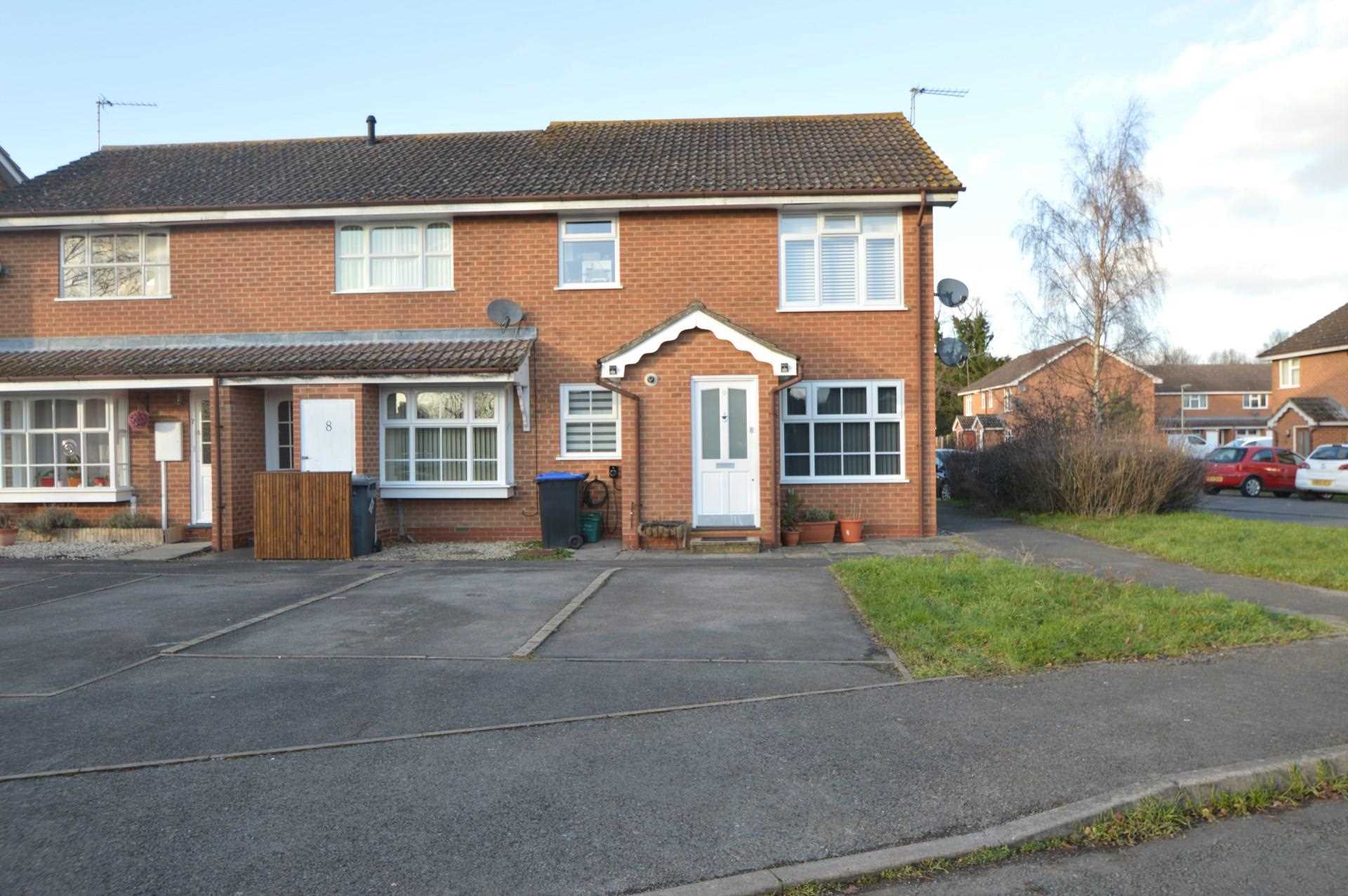 1 bed Apartment for rent in Chertsey. From Premier Lettings