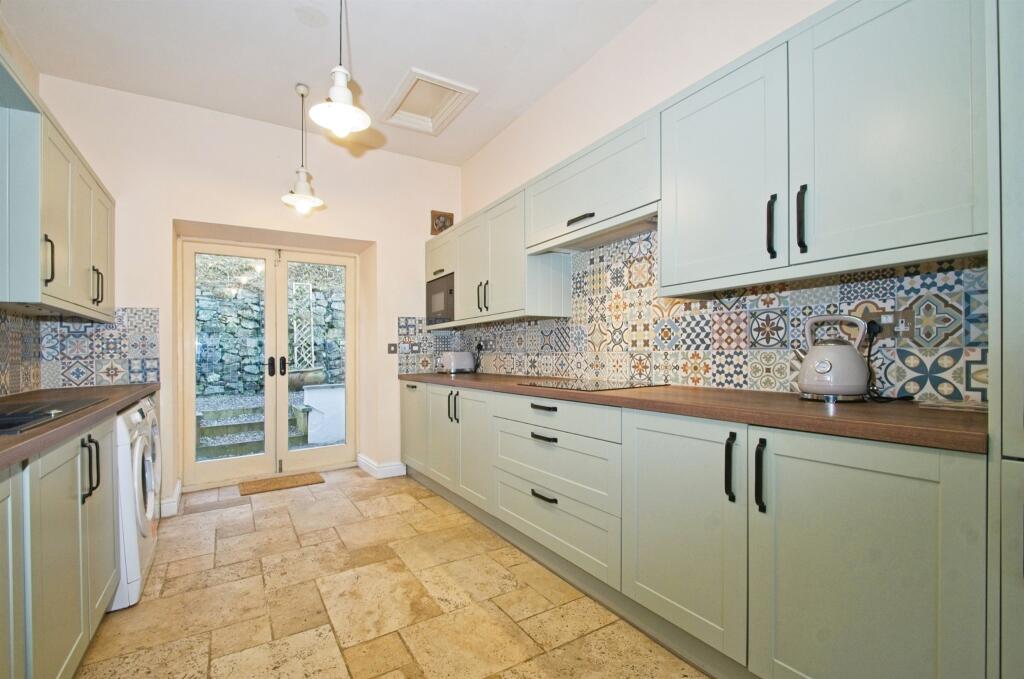 4 bed Not Specified for rent in Porthcawl. From Peter Alan - Porthcawl