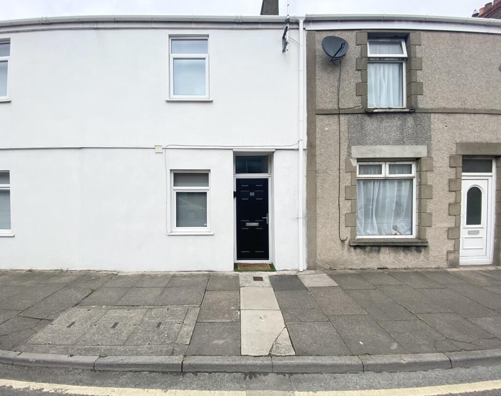 1 bed 1st Floor Flat for rent in Porthcawl. From Peter Alan - Porthcawl