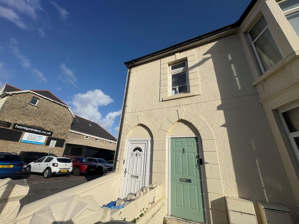 1 bed 1st Floor Flat for rent in Porthcawl. From Peter Alan - Porthcawl