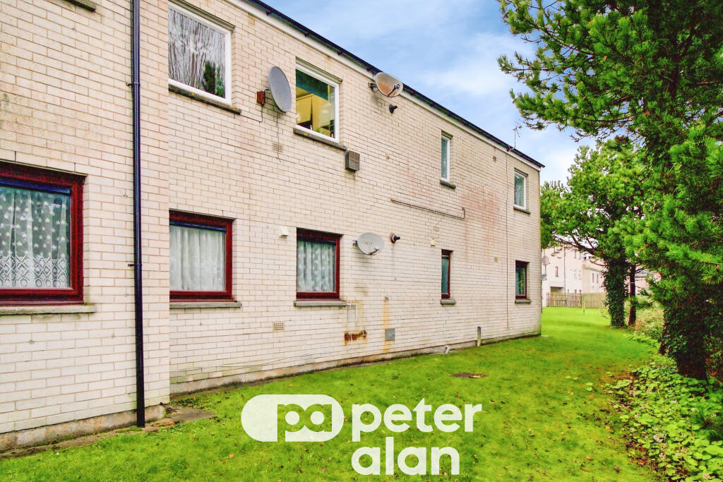 1 bed 1st Floor Flat for rent in Porthcawl. From Peter Alan - Porthcawl
