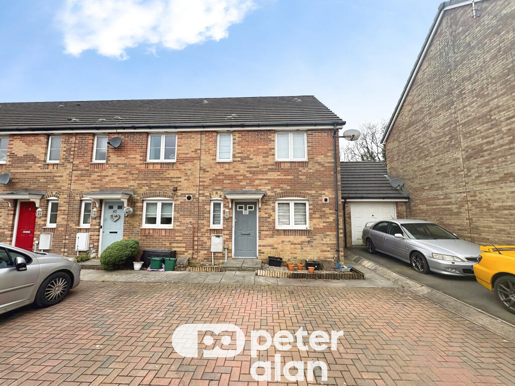 3 bed Detached for rent in Waunarlwydd. From Peter Alan - Porthcawl 3 bed Detached for rent in Waunarlwydd. From Peter Alan - Porthcawl