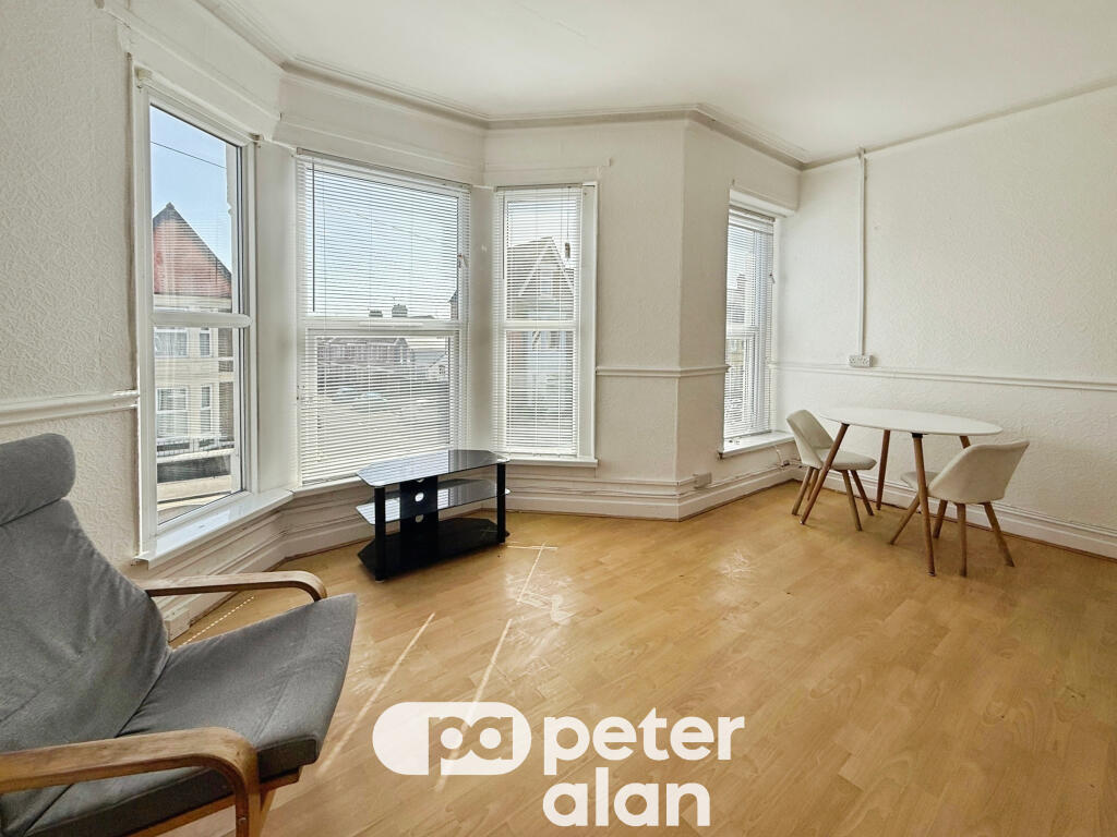 2 bed 1st Floor Flat for rent in Cardiff. From Peter Alan - Roath 2 bed 1st Floor Flat for rent in Cardiff. From Peter Alan - Roath