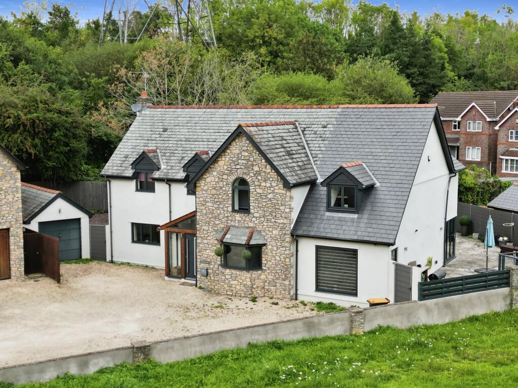 4 bed Detached for rent in St Brides Wentlooge. From Peter Alan - Roath