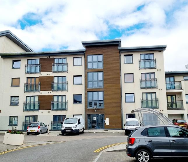 2 bed 1st Floor Flat for rent in Swansea. From Peter Alan - Roath