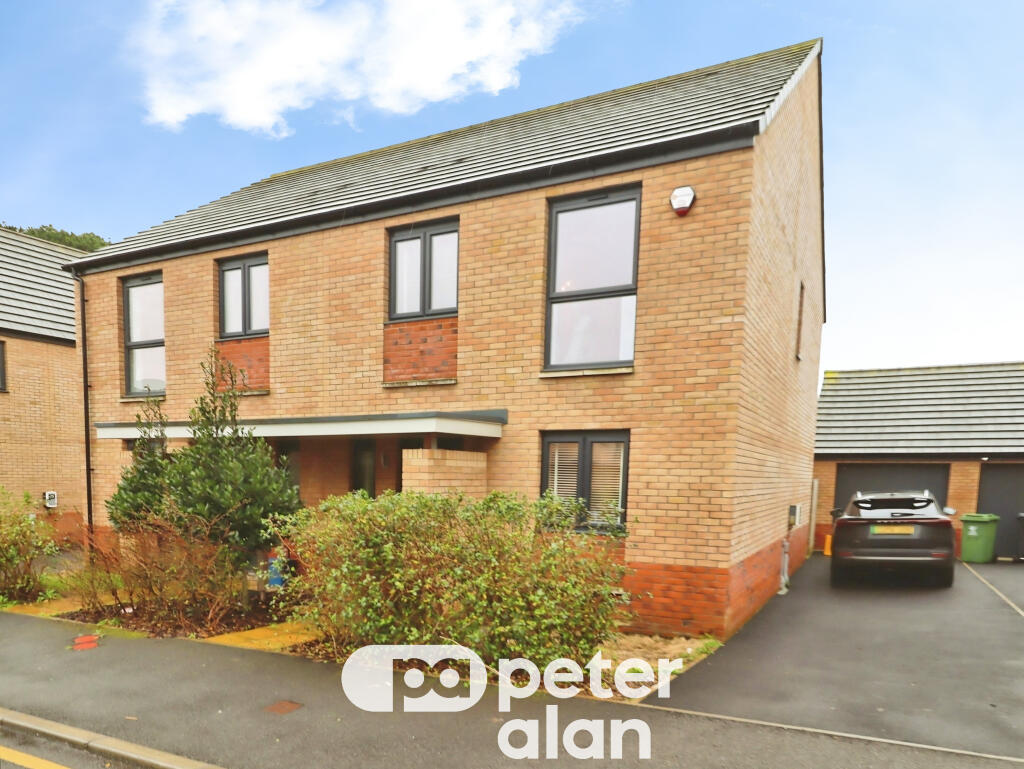 3 bed Detached for rent in Marshfield. From Peter Alan - Roath 3 bed Detached for rent in Marshfield. From Peter Alan - Roath