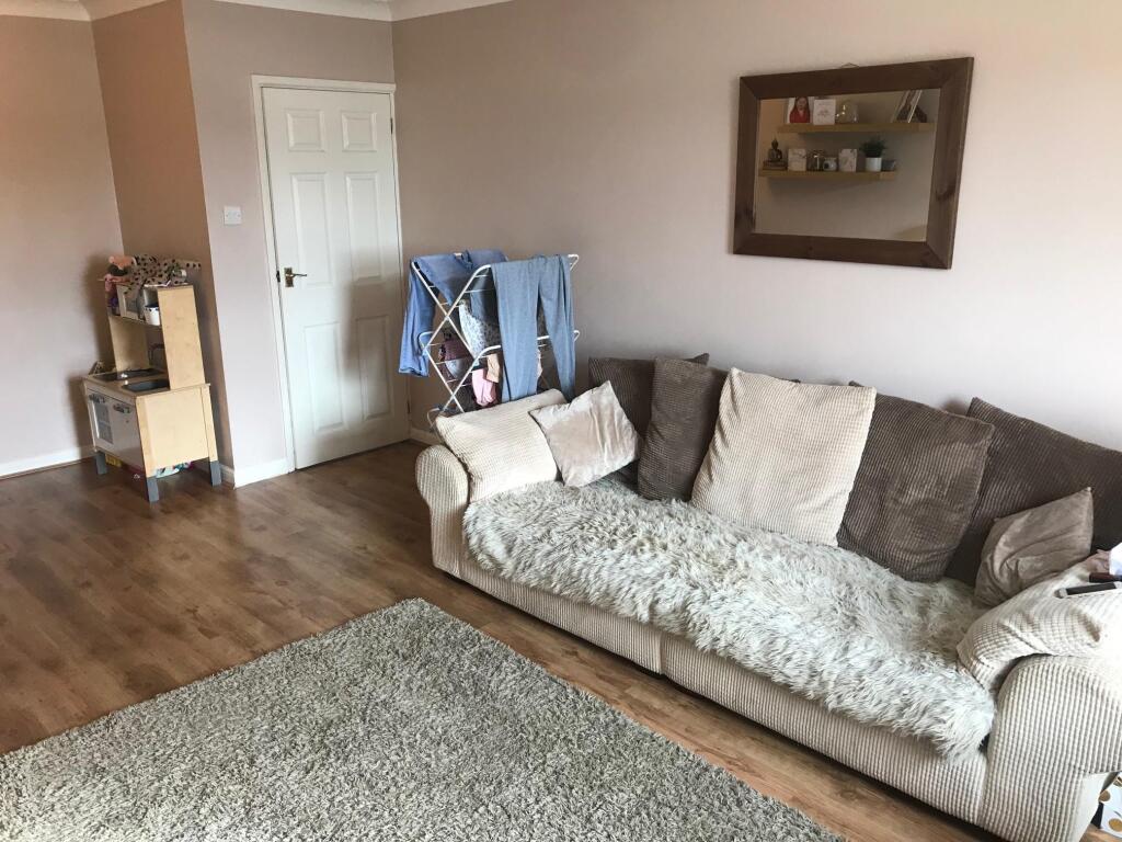2 bed 1st Floor Flat for rent in Castleton. From Peter Alan - Roath