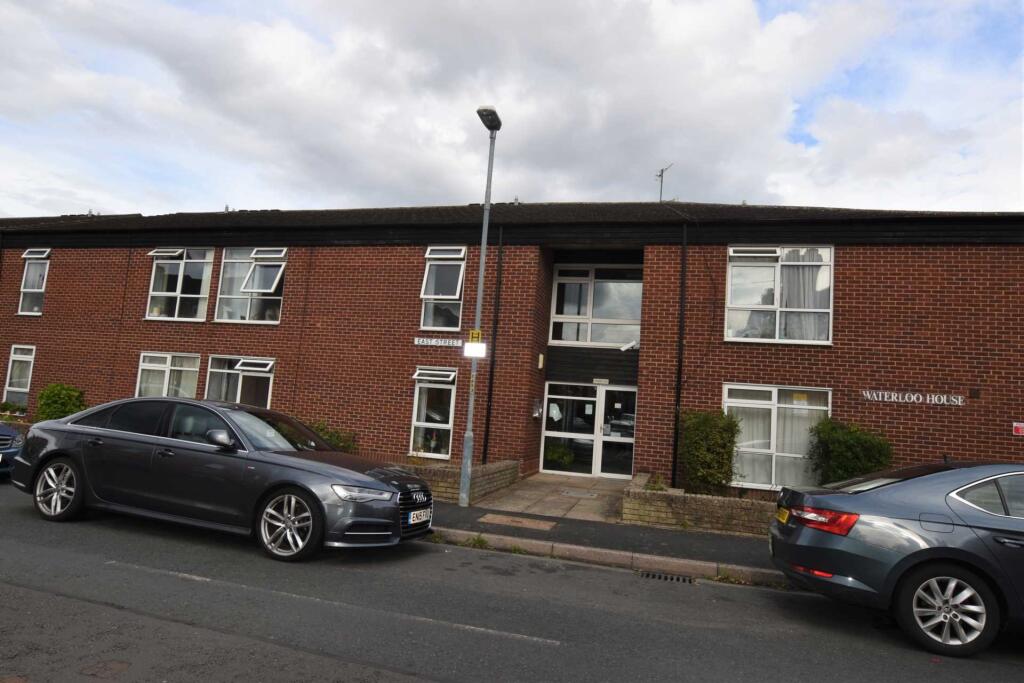 1 bed 1st Floor Flat for rent in Worcester. From Philip Laney & Jolly - Great Malvern