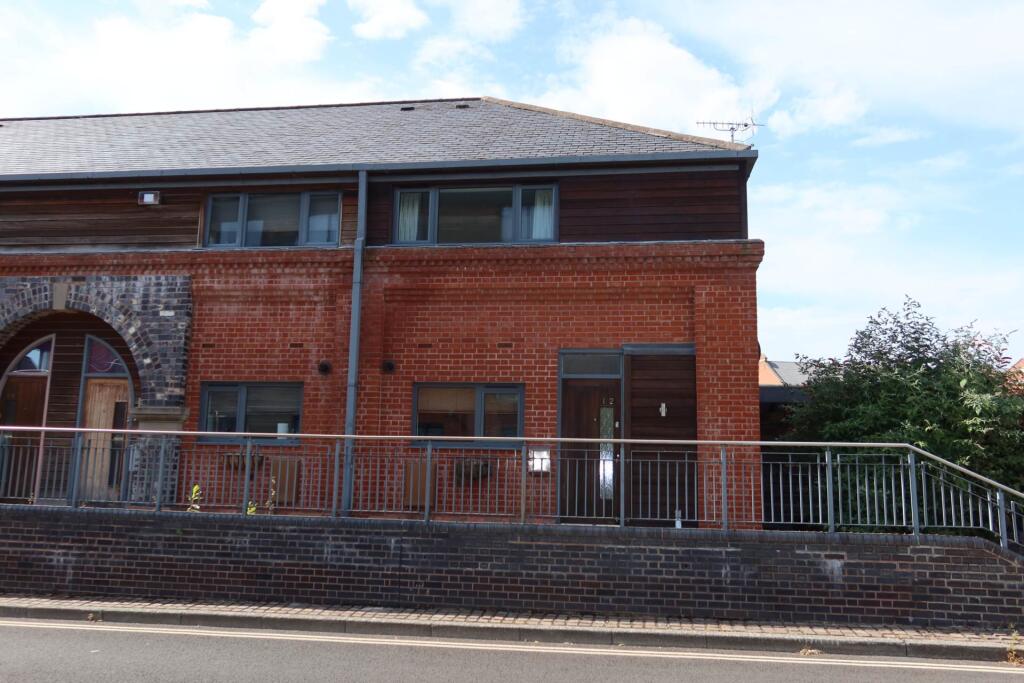 2 bed Semi Detached for rent in Norton. From Philip Laney & Jolly - Great Malvern 2 bed Semi Detached for rent in Norton. From Philip Laney & Jolly - Great Malvern