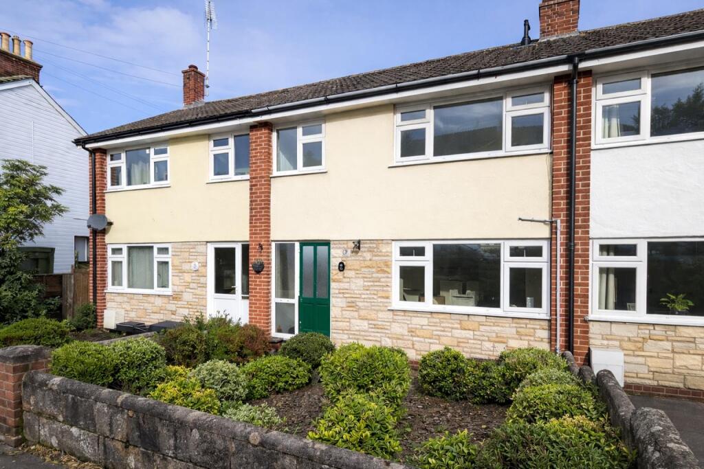 3 bed Mid Terraced House for rent in Bideford. From Phillips - Smith & Dunn - Barnstaple