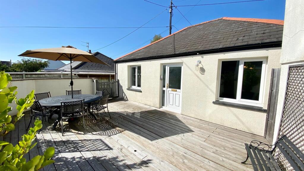 3 bed Detached bungalow for rent in Braunton. From Phillips - Smith & Dunn - Barnstaple