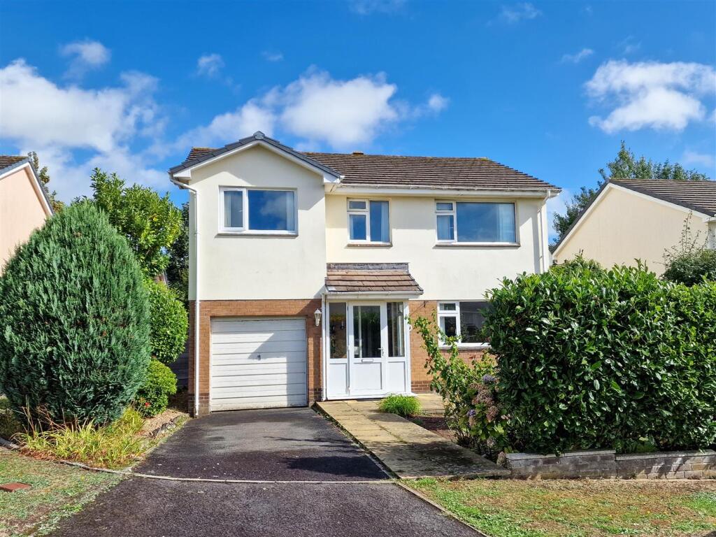 5 bed Detached for rent in Barnstaple. From Phillips - Smith & Dunn - Barnstaple 5 bed Detached for rent in Barnstaple. From Phillips - Smith & Dunn - Barnstaple