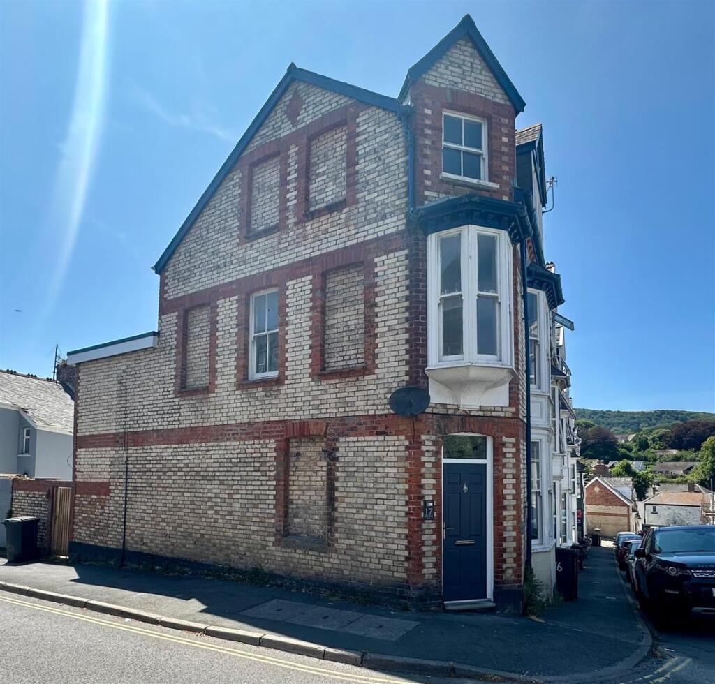 5 bed End of Terrace for rent in Ilfracombe. From Phillips - Smith & Dunn - Barnstaple 5 bed End of Terrace for rent in Ilfracombe. From Phillips - Smith & Dunn - Barnstaple