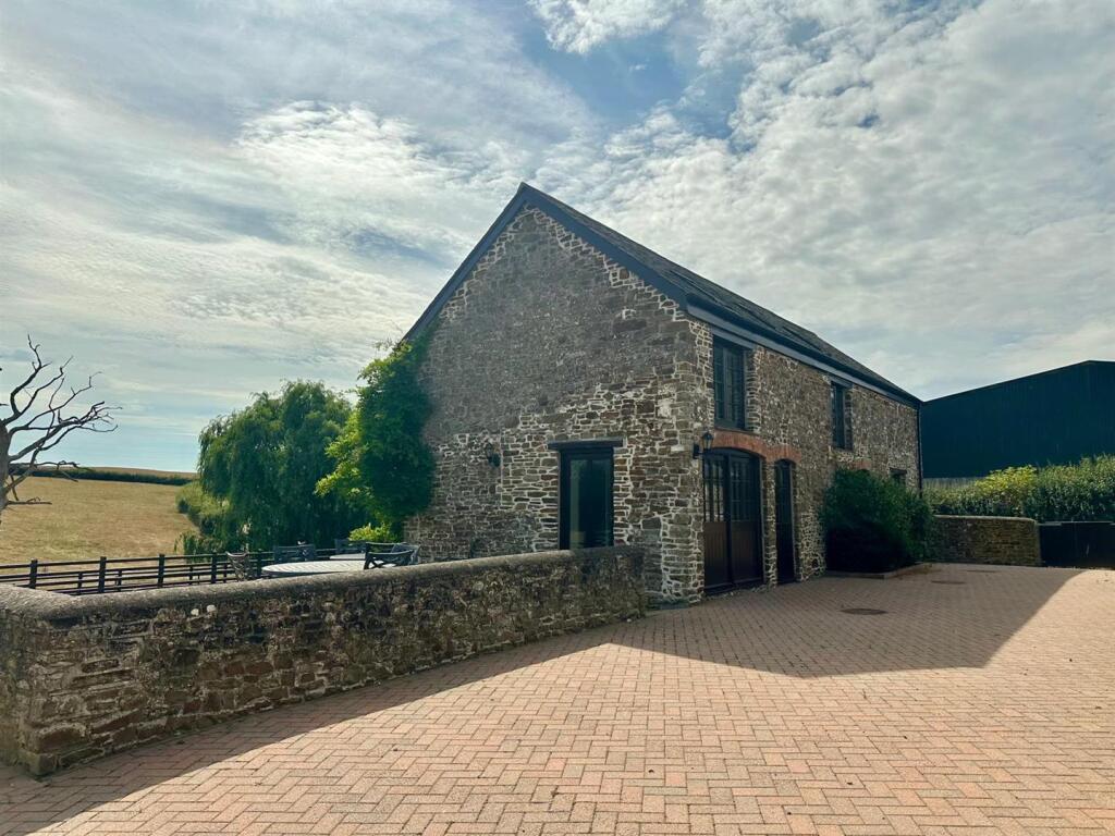 3 bed Barn Conversion for rent in Horwood. From Phillips - Smith & Dunn - Barnstaple 3 bed Barn Conversion for rent in Horwood. From Phillips - Smith & Dunn - Barnstaple