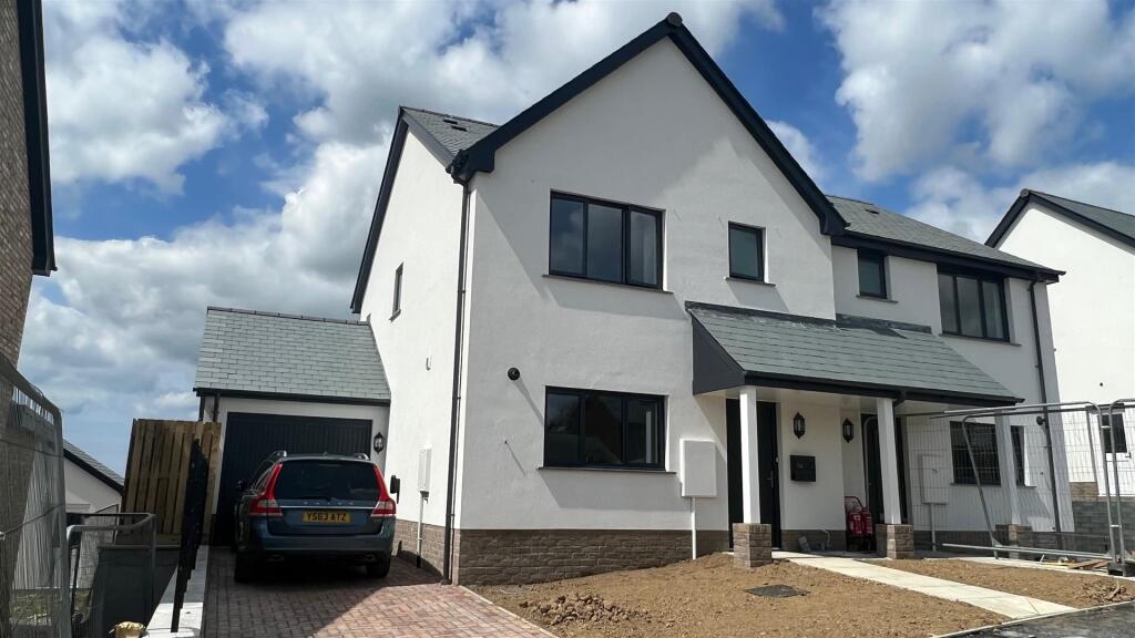 3 bed Semi Detached for rent in Barnstaple. From Phillips - Smith & Dunn - Barnstaple 3 bed Semi Detached for rent in Barnstaple. From Phillips - Smith & Dunn - Barnstaple