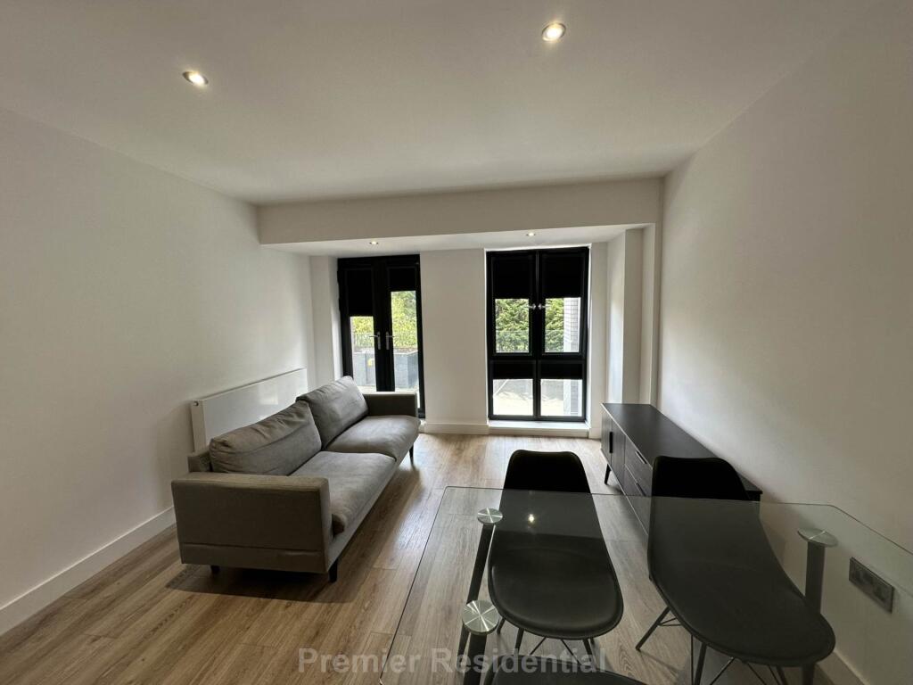 2 bed Apartment for rent in Solihull. From Premier Residential Lettings Ltd - Manchester