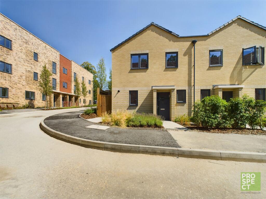 3 bed Semi Detached for rent in Bracknell. From Prospect Estate Agency - Bracknell