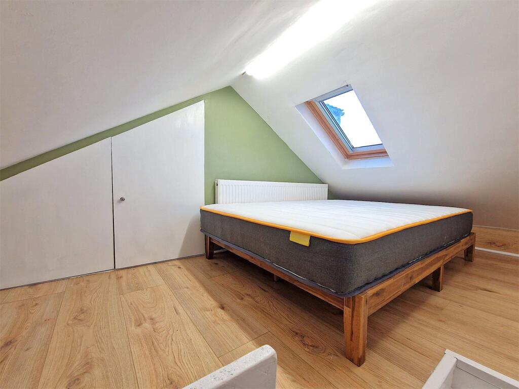 1 bed 1st Floor Flat for rent in Newell Green. From Prospect Estate Agency - Bracknell