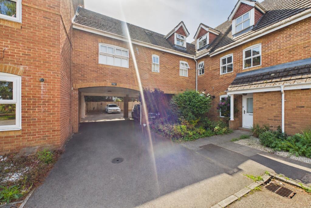 1 bed 1st Floor Flat for rent in Newell Green. From Prospect Estate Agency - Bracknell