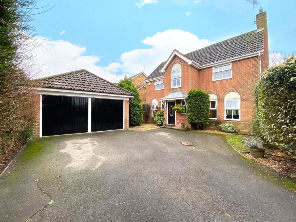 4 bed Detached for rent in Newell Green. From Prospect Estate Agency - Bracknell 4 bed Detached for rent in Newell Green. From Prospect Estate Agency - Bracknell