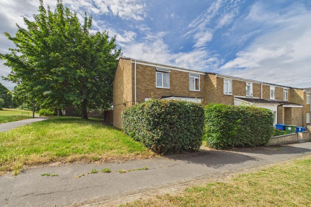 3 bed End of Terrace for rent in Bracknell. From Prospect Estate Agency - Bracknell