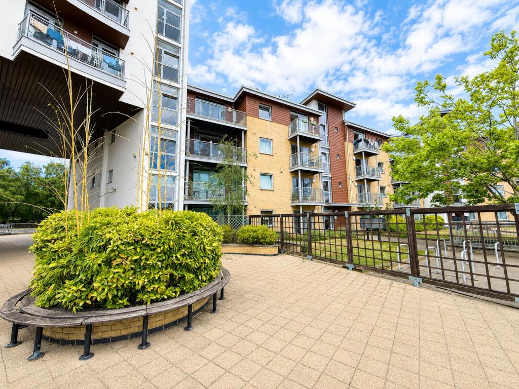2 bed 1st Floor Flat for rent in Bracknell. From Prospect Estate Agency - Bracknell