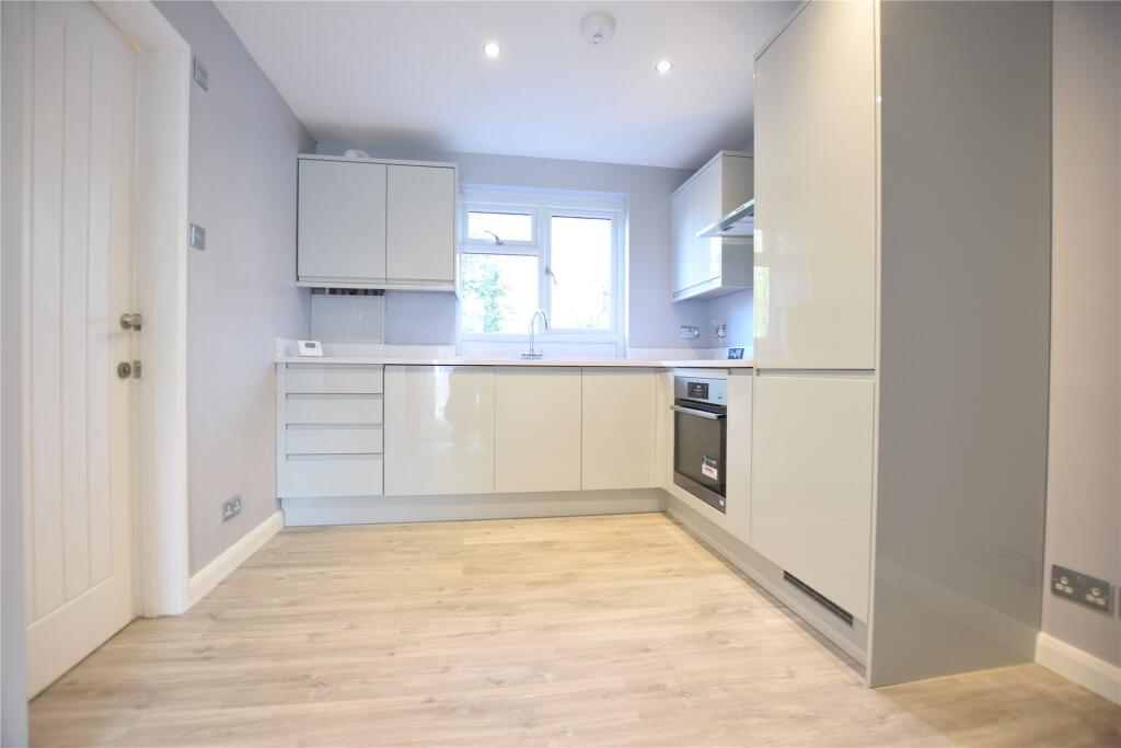 1 bed 1st Floor Flat for rent in Bracknell. From Prospect Estate Agency - Bracknell