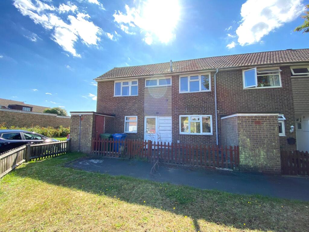 4 bed End of Terrace for rent in Bracknell. From Prospect Estate Agency - Bracknell