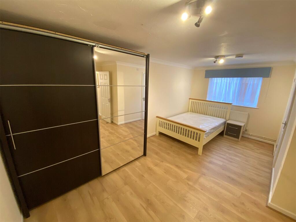 1 bed House Share for rent in Bracknell. From Prospect Estate Agency - Bracknell