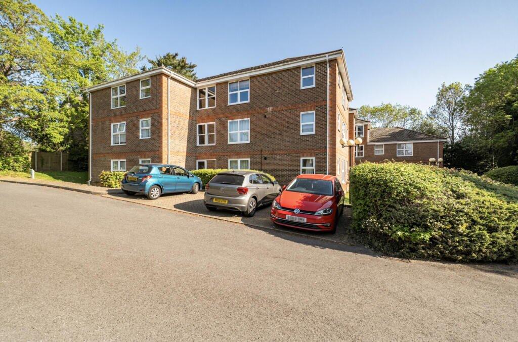 1 bed 1st Floor Flat for rent in Newell Green. From Prospect Estate Agency - Bracknell