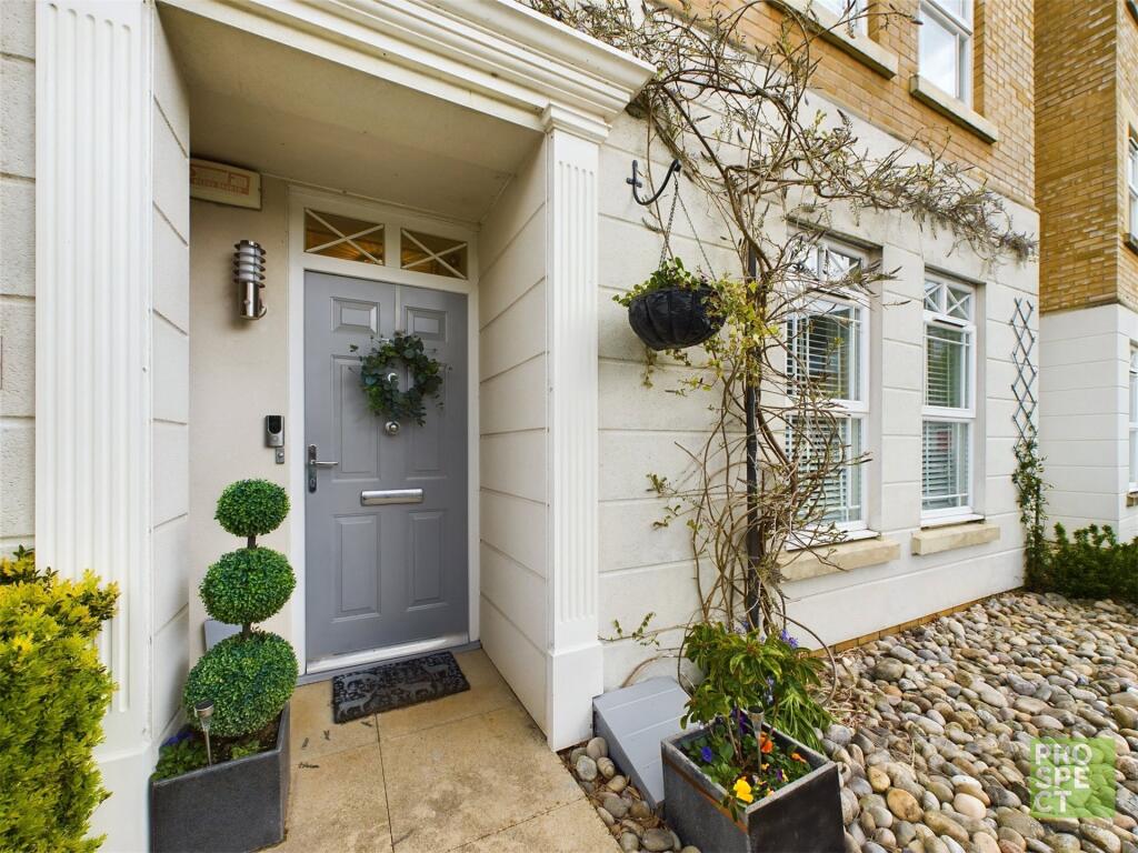 5 bed Detached for rent in Deepcut. From Prospect Estate Agency - Covering Camberley 5 bed Detached for rent in Deepcut. From Prospect Estate Agency - Covering Camberley