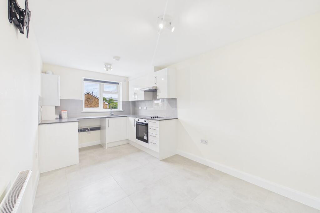 2 bed Annexe for rent in Frimley. From Prospect Estate Agency - Covering Camberley