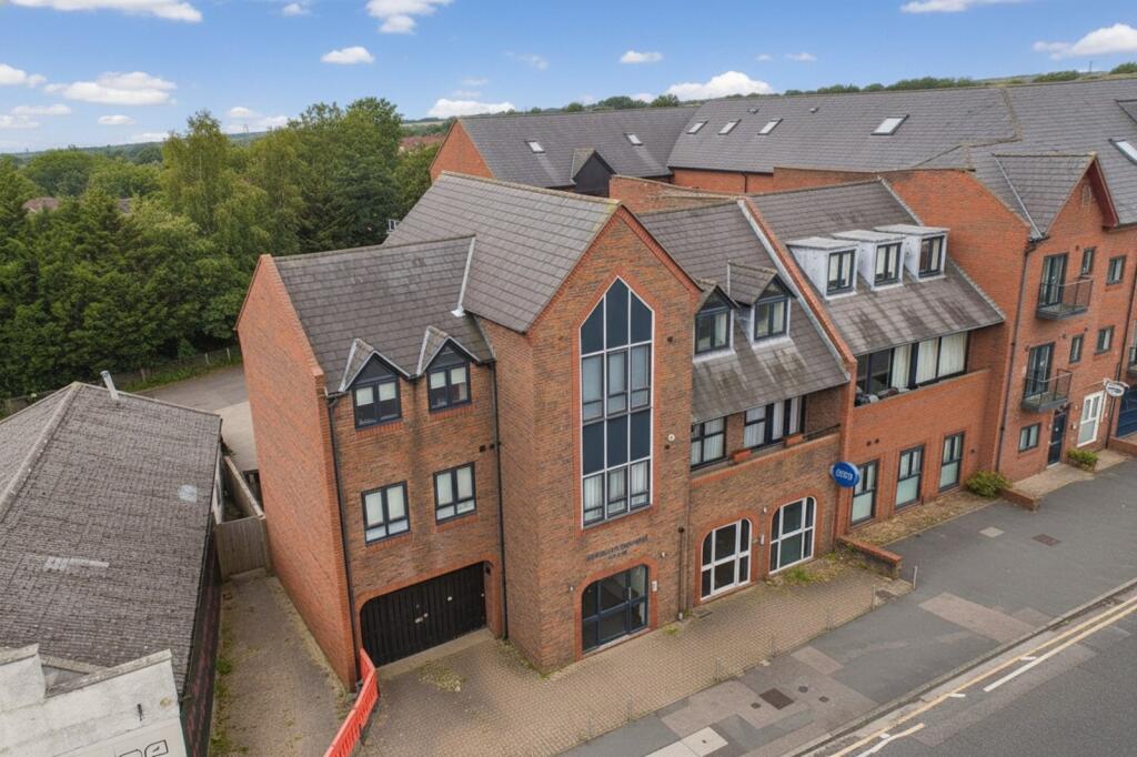 1 bed 1st Floor Flat for rent in Camberley. From Prospect Estate Agency - Covering Camberley