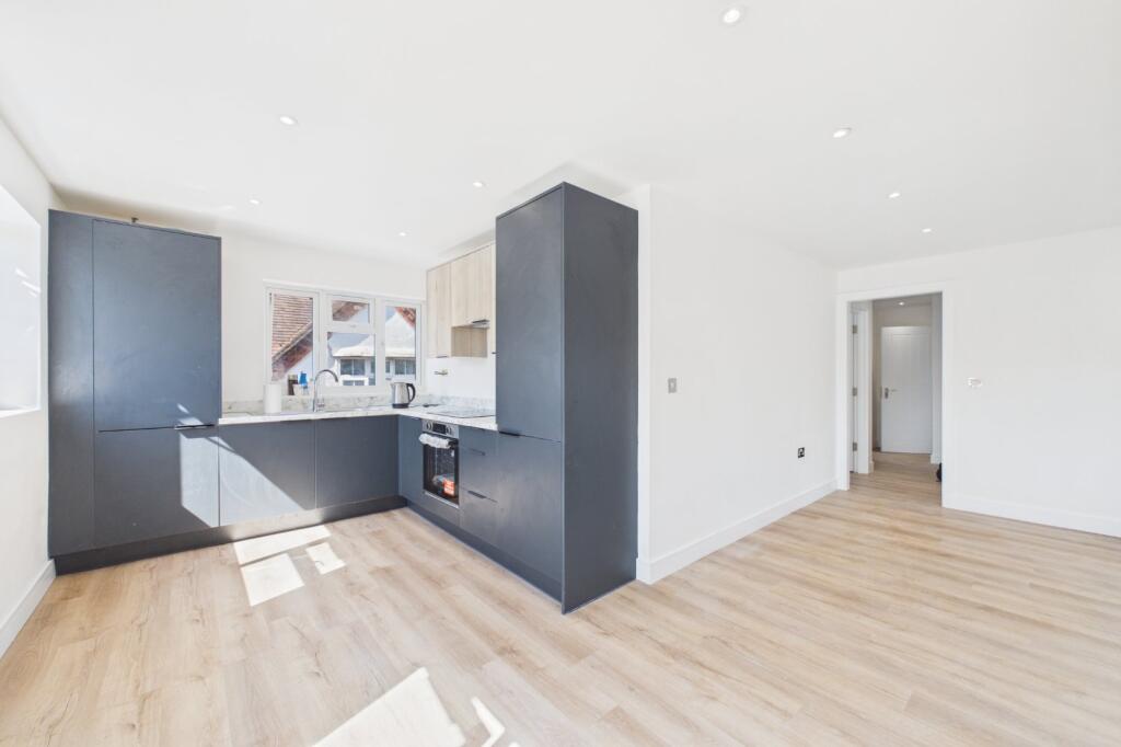 1 bed 1st Floor Flat for rent in Blackwater. From Prospect Estate Agency - Covering Camberley 1 bed 1st Floor Flat for rent in Blackwater. From Prospect Estate Agency - Covering Camberley